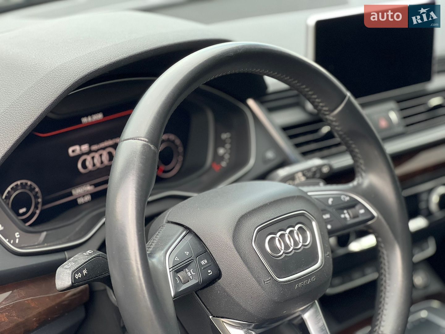 Audi Q5 2018 VIN WA1BNAFY5J2241887 фото оголошення 42 з 70