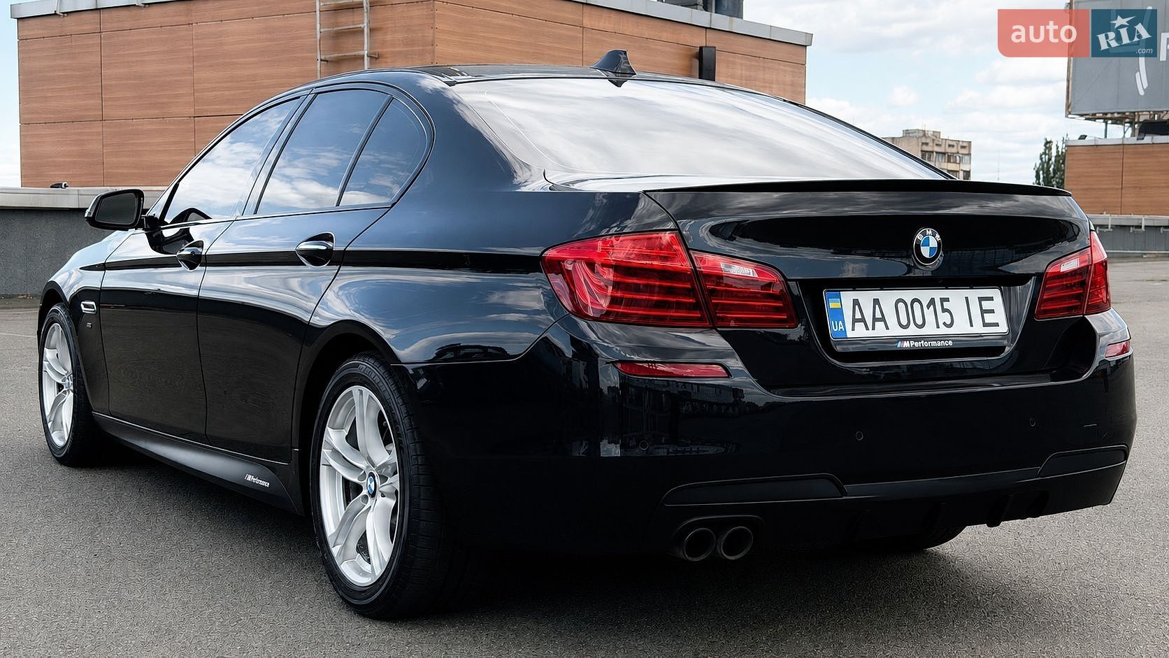 BMW 5 Series 2015 VIN WBA5A5C57FD519925 фото оголошення 7 з 48