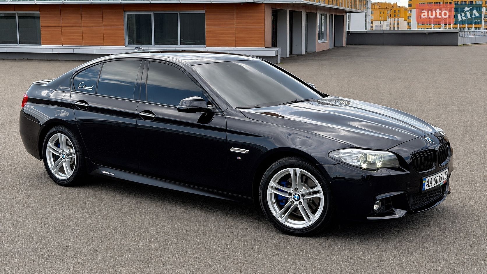 BMW 5 Series 2015 VIN WBA5A5C57FD519925 фото оголошення 10 з 48