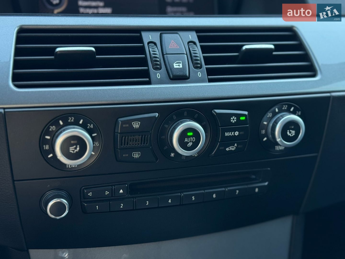 BMW 5 Series 2009 VIN WBAPY51060CX16738 фото оголошення 30 з 49
