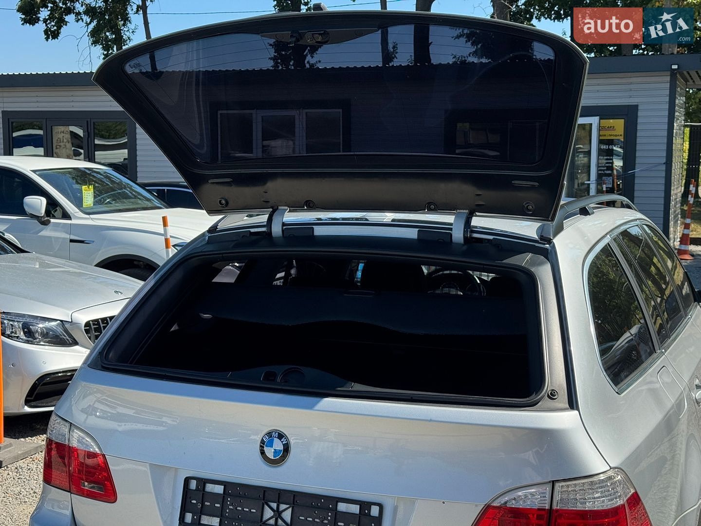 BMW 5 Series 2009 VIN WBAPY51060CX16738 фото оголошення 37 з 49