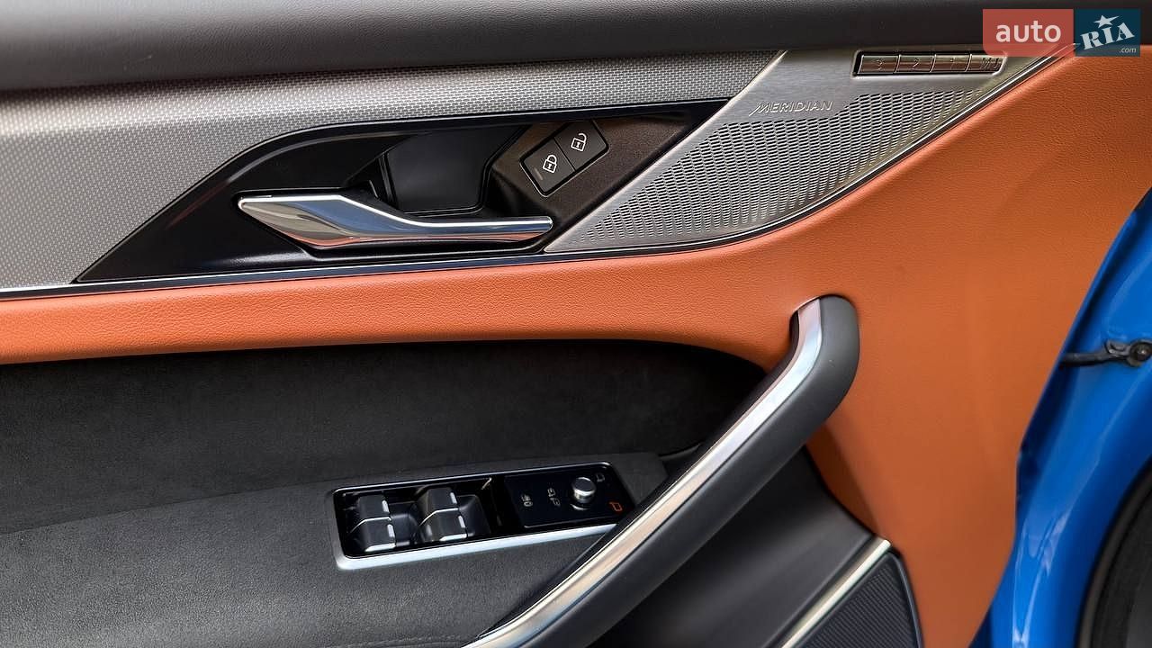 Jaguar F-Pace 2022 VIN SADCA2BE2PA706720 фото оголошення 18 з 32