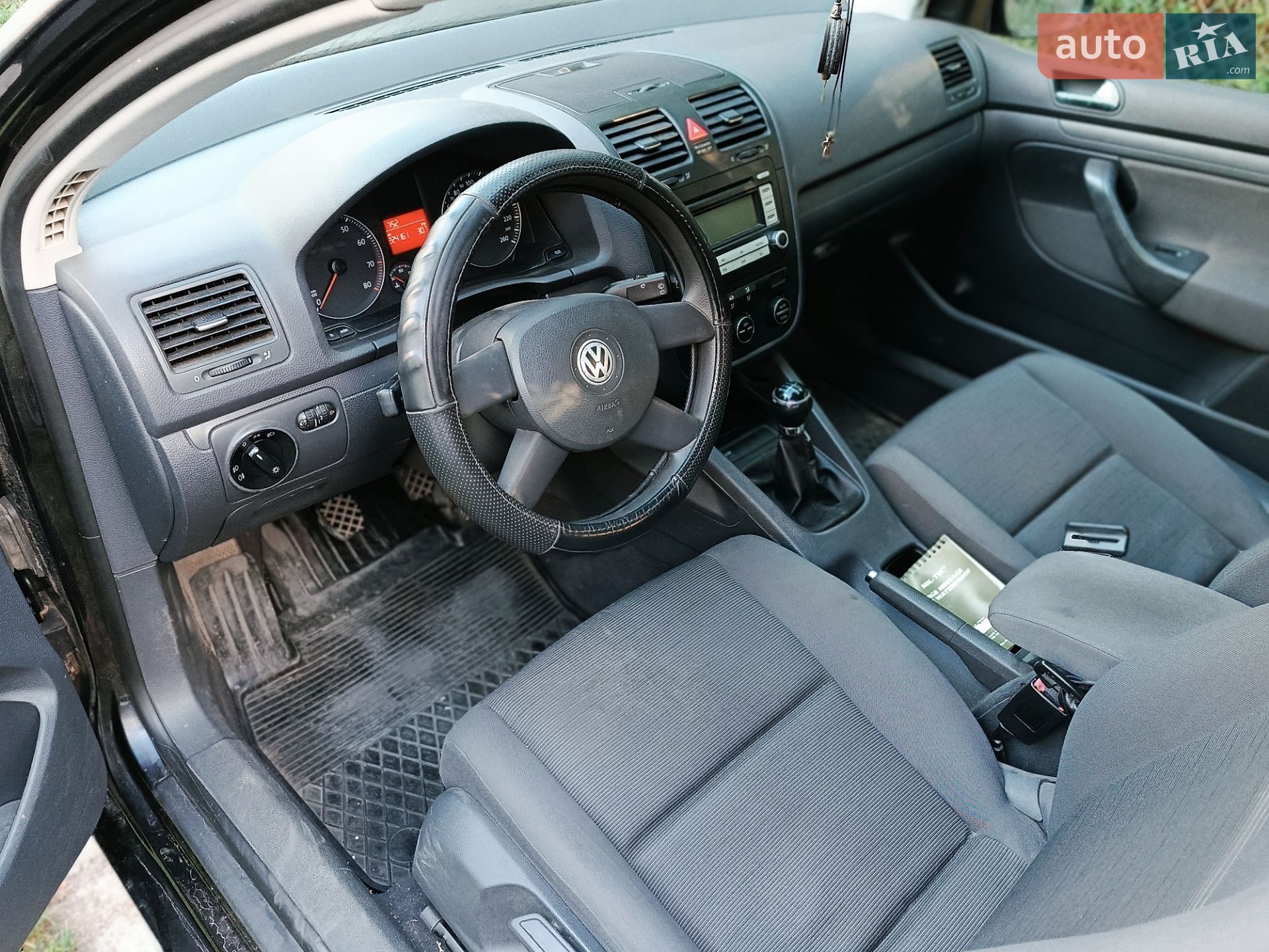 Volkswagen Golf 2004 VIN WVWZZZ1KZ5P007761 фото оголошення 3 з 6