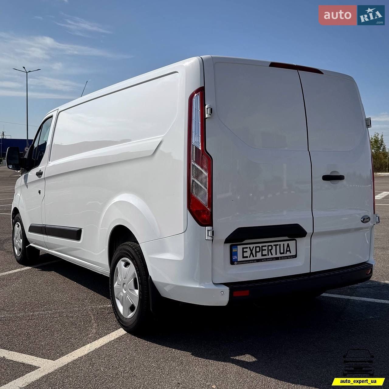 Ford Transit Custom 2021 VIN WF0YXXTTGYMK06103 фото оголошення 5 з 51