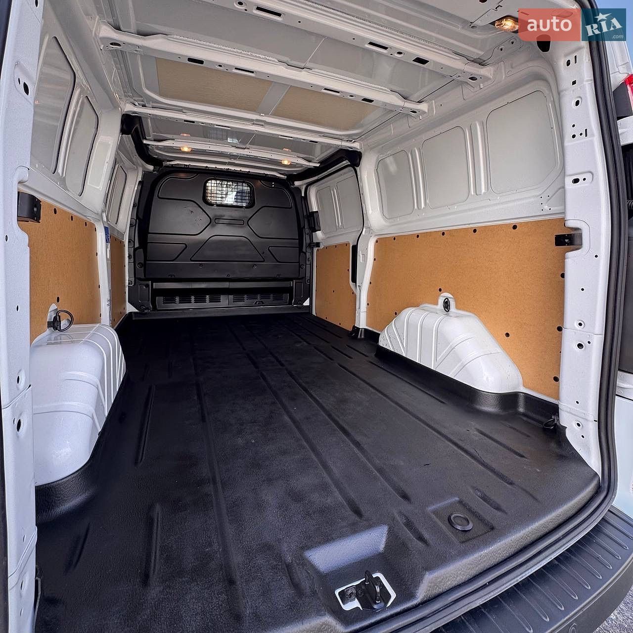 Ford Transit Custom 2021 VIN WF0YXXTTGYMK06103 фото оголошення 46 з 51