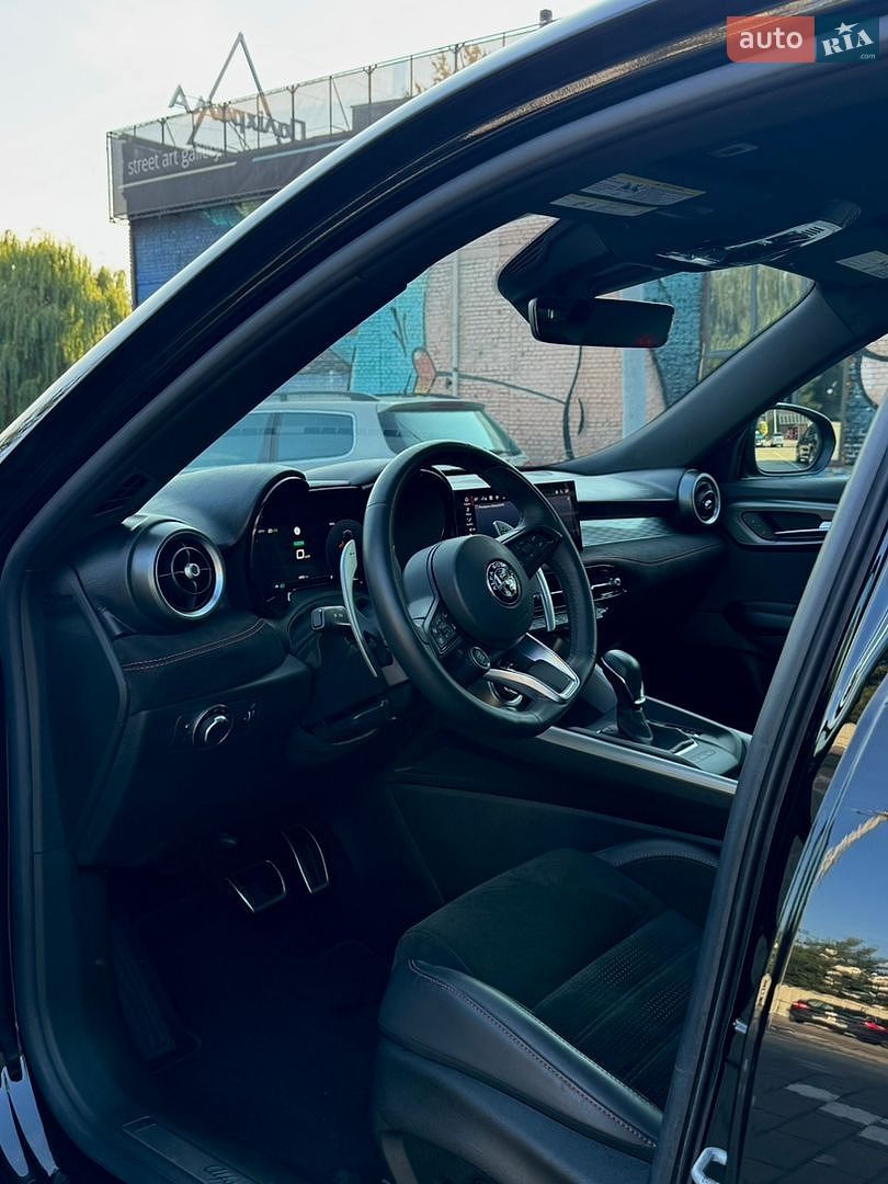 Alfa Romeo Tonale 2023 VIN ZASPATDW9R3045093 фото оголошення 16 з 29