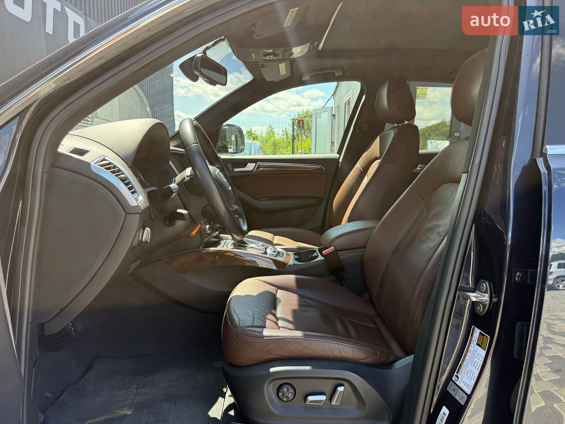 Audi Q5 2016 VIN WA1L2AFPXGA123417 фото оголошення 30 з 65