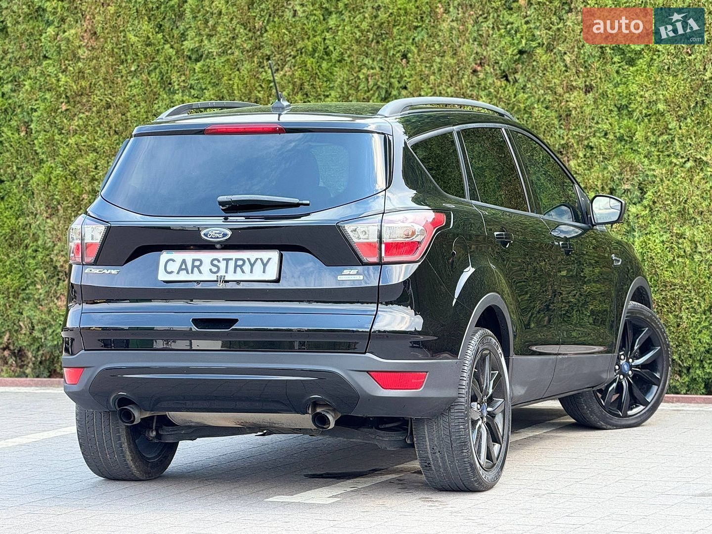 Ford Escape 2018 VIN 1FMCU0GD4JUB35353 фото оголошення 4 з 54