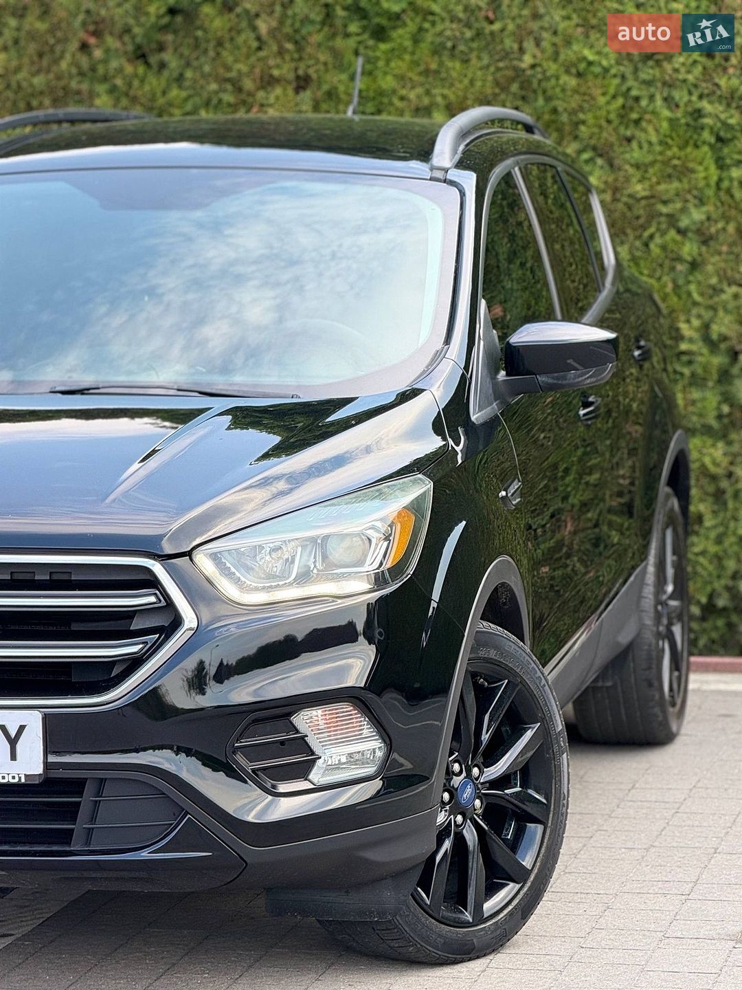 Ford Escape 2018 VIN 1FMCU0GD4JUB35353 фото оголошення 6 з 54
