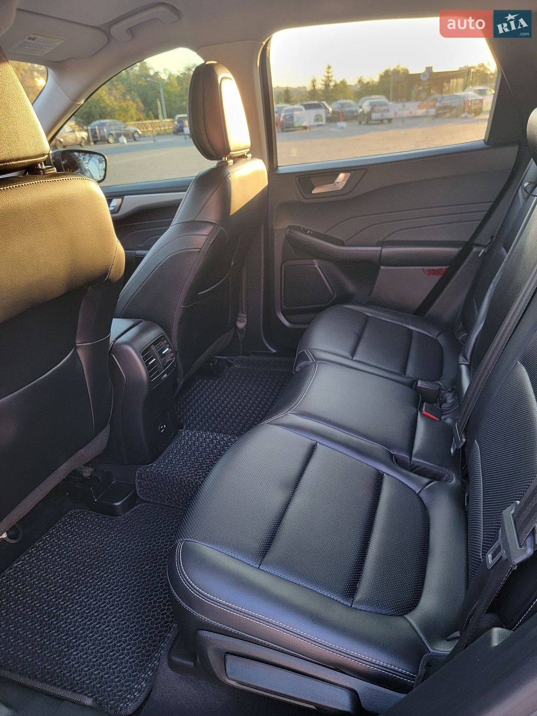 Ford Escape 2021 VIN 1FMCU9CZ3MUA31057 фото оголошення 9 з 10