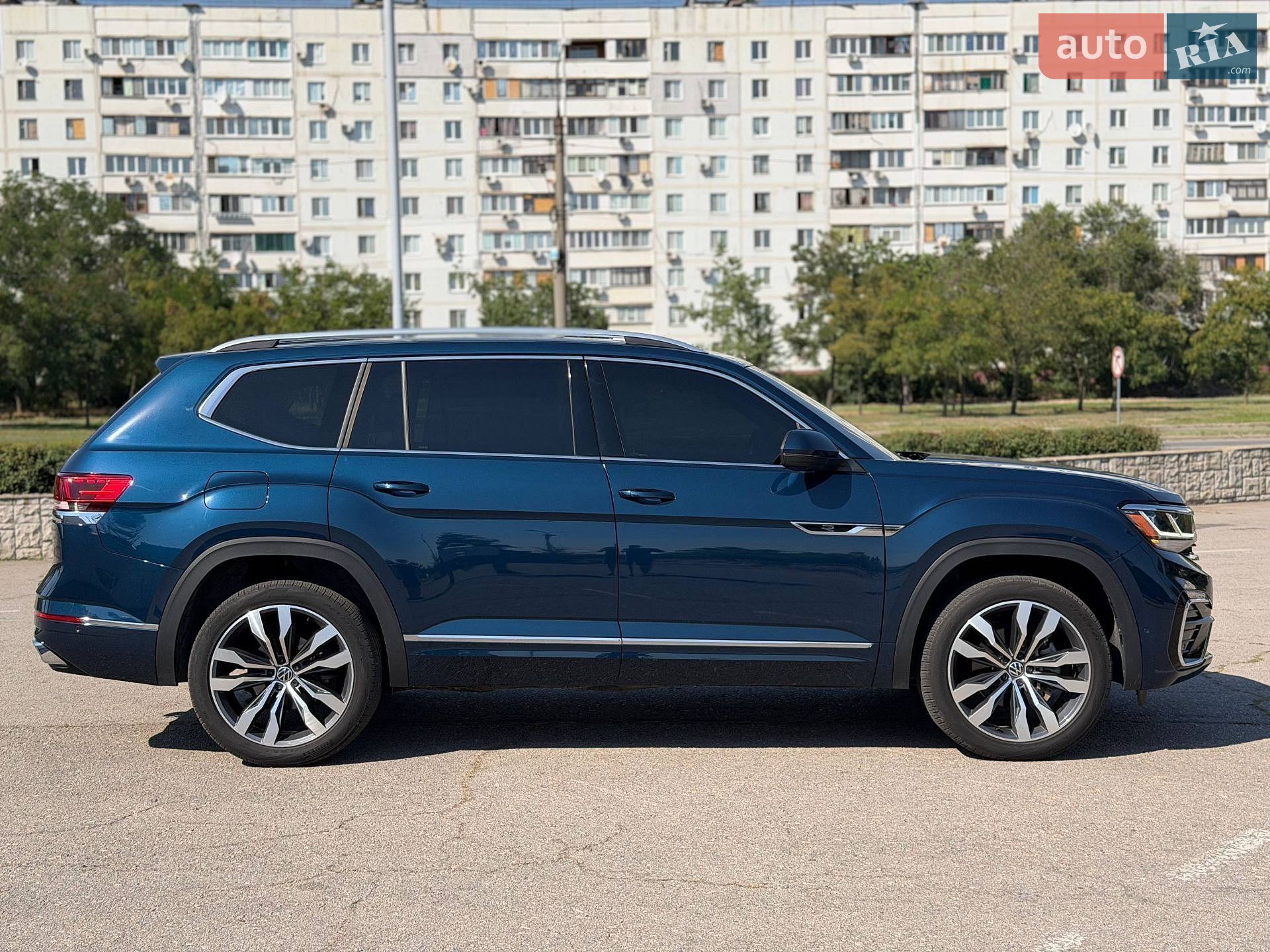 Volkswagen Atlas 2023 VIN 1V2FR2CA9PC543631 фото оголошення 4 з 27