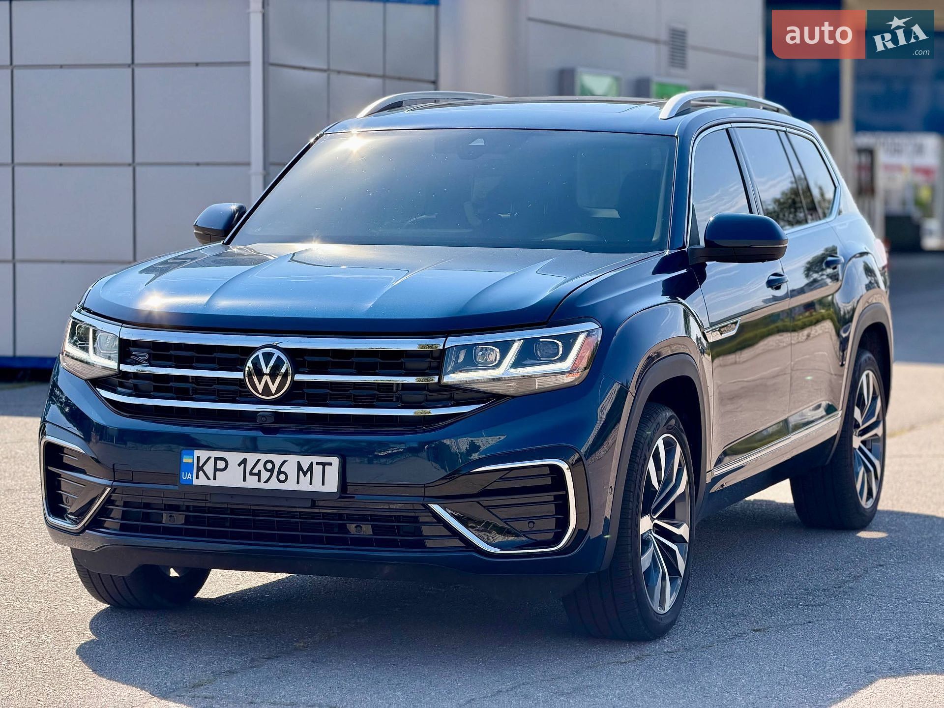 Volkswagen Atlas 2023 VIN 1V2FR2CA9PC543631 фото оголошення 2 з 27