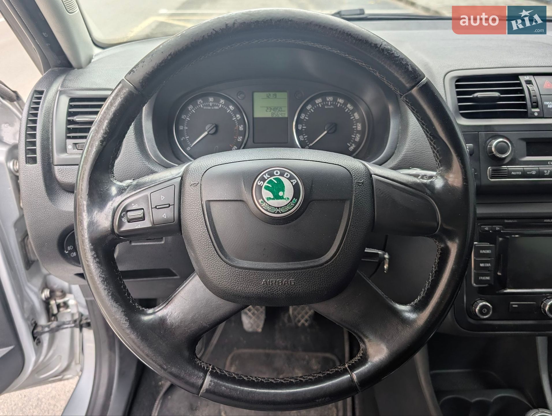 Skoda Fabia 2012 VIN TMBJK65J4C3128778 фото оголошення 26 з 39