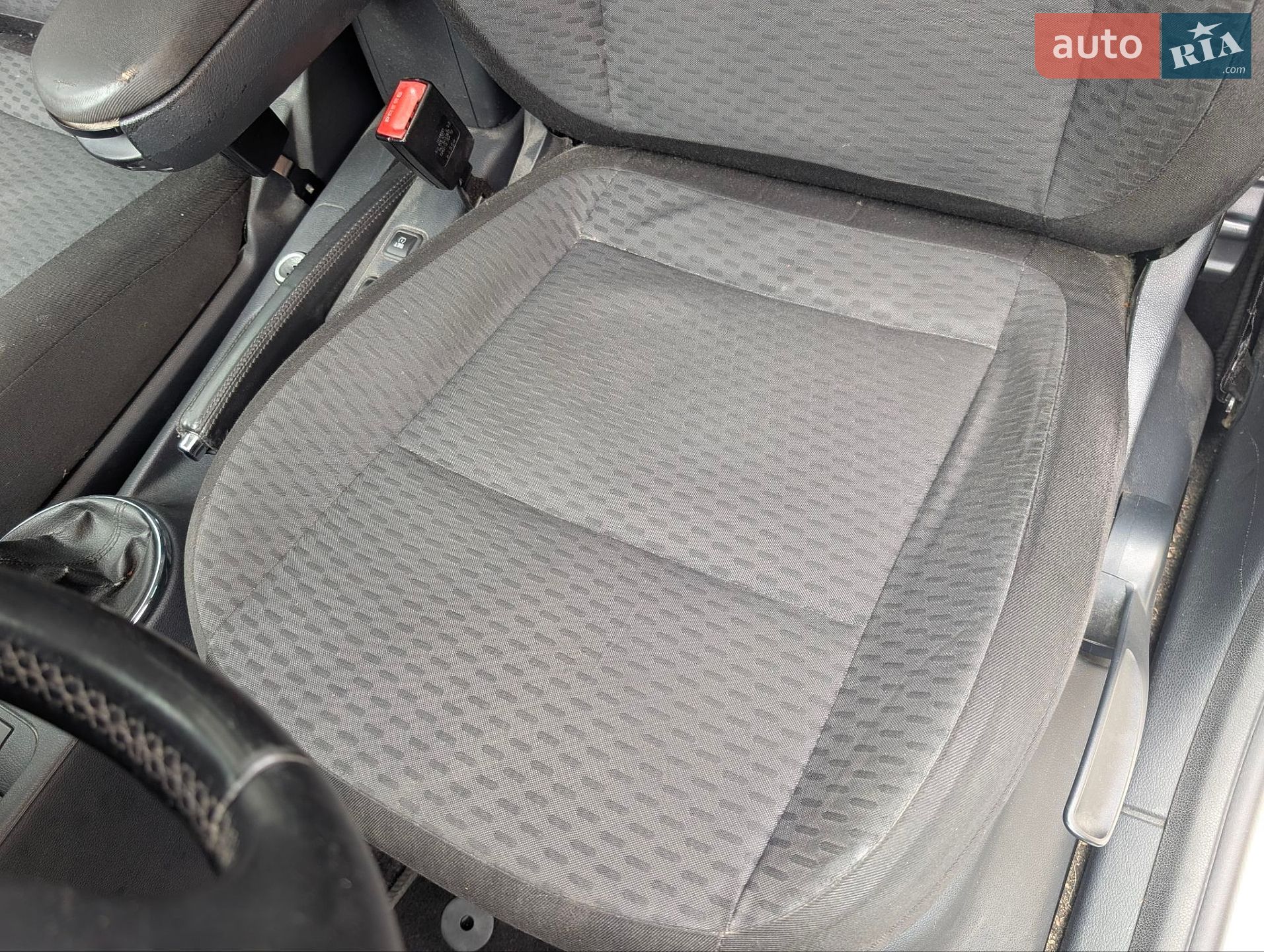 Skoda Fabia 2012 VIN TMBJK65J4C3128778 фото оголошення 31 з 39