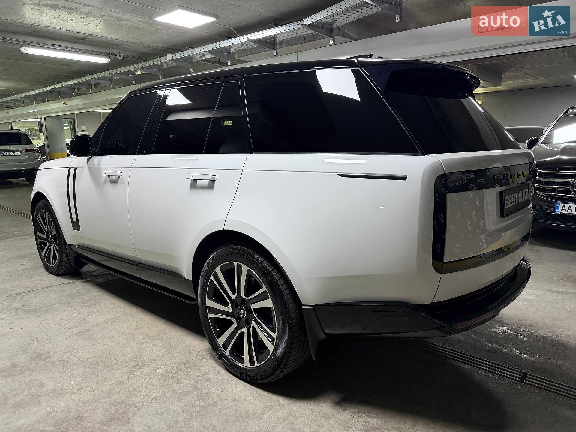 Land Rover Range Rover 2023 VIN SALKP9E73PA078154 фото оголошення 16 з 114