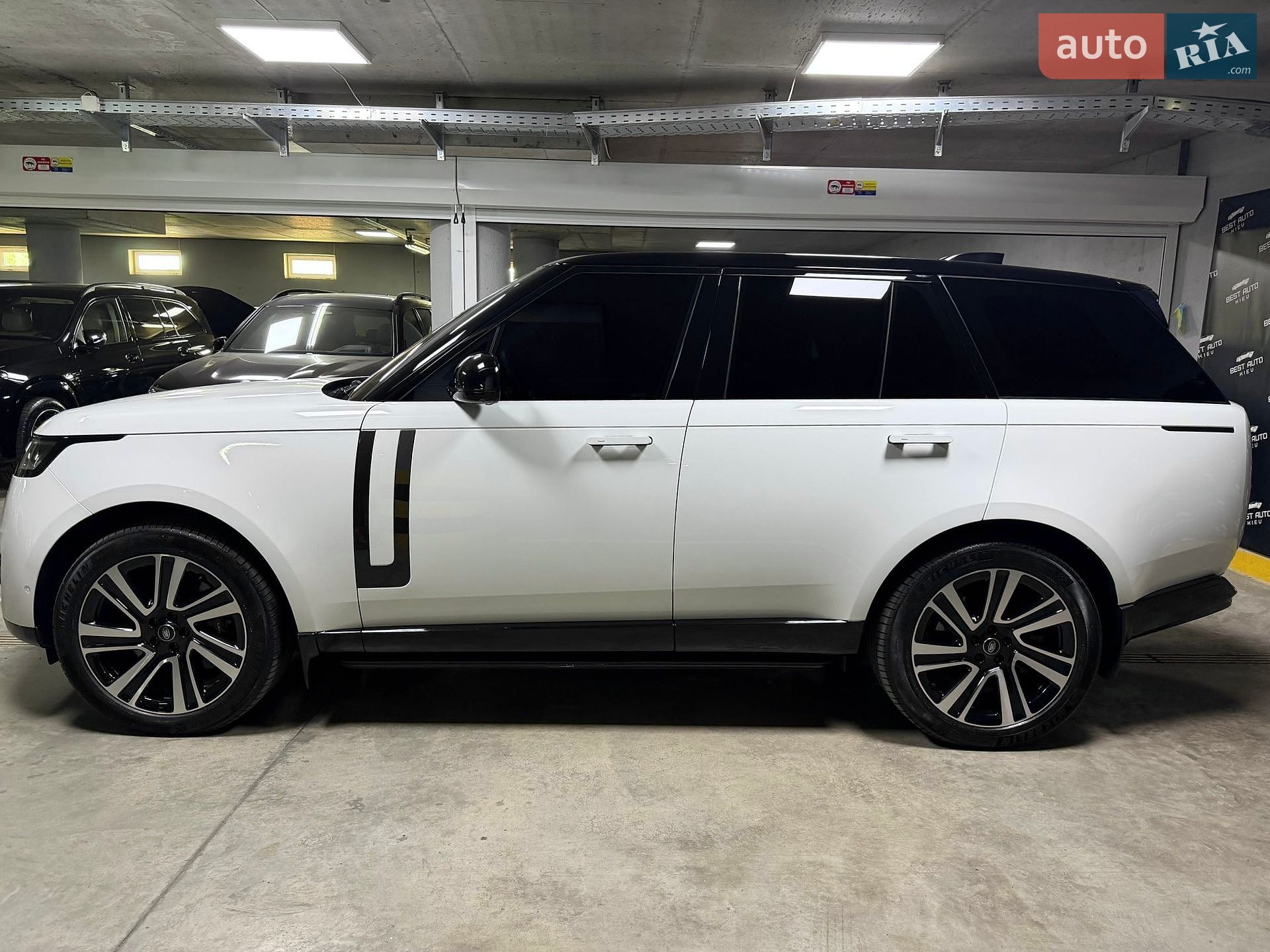 Land Rover Range Rover 2023 VIN SALKP9E73PA078154 фото оголошення 19 з 114