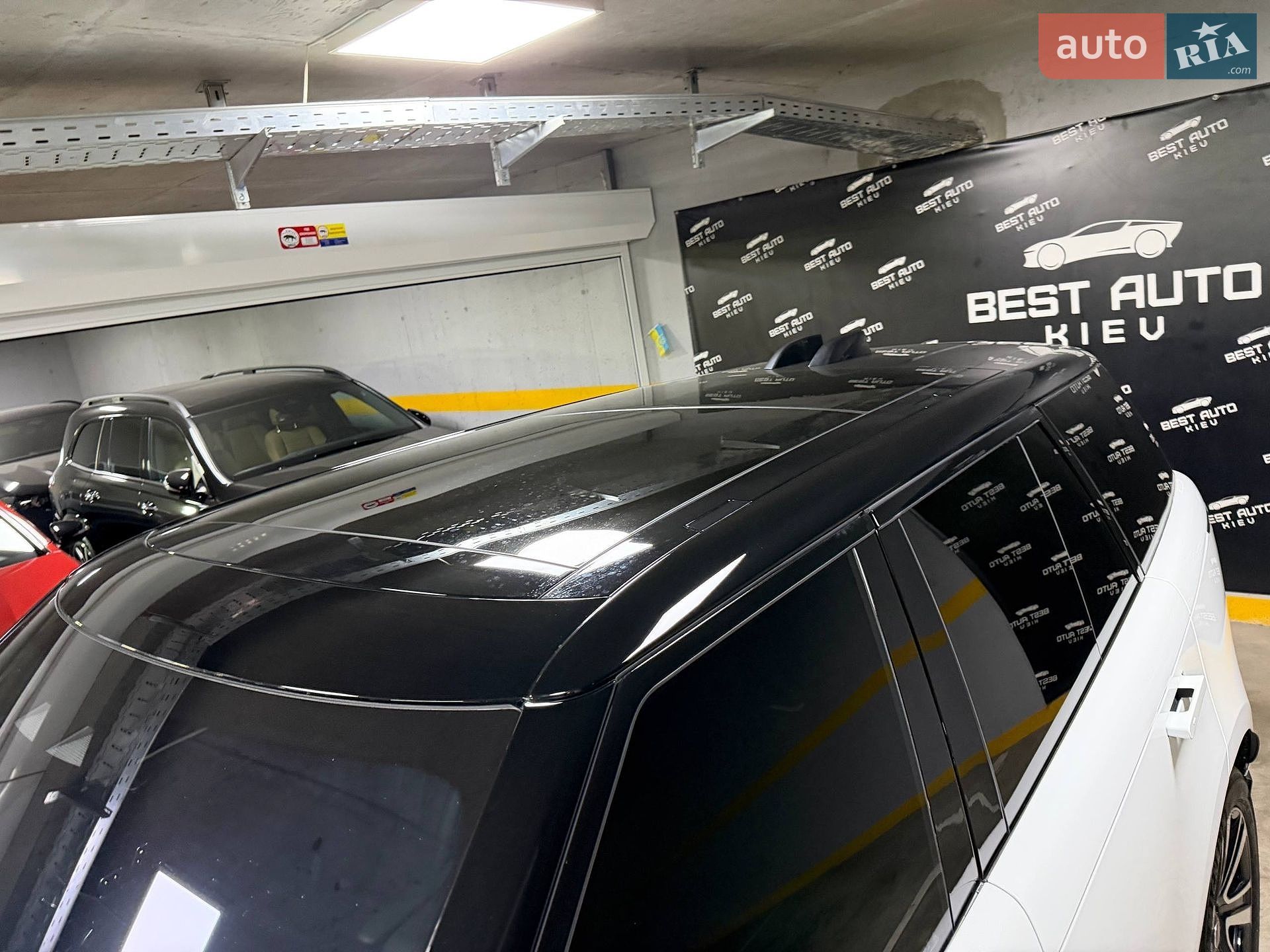 Land Rover Range Rover 2023 VIN SALKP9E73PA078154 фото оголошення 33 з 114
