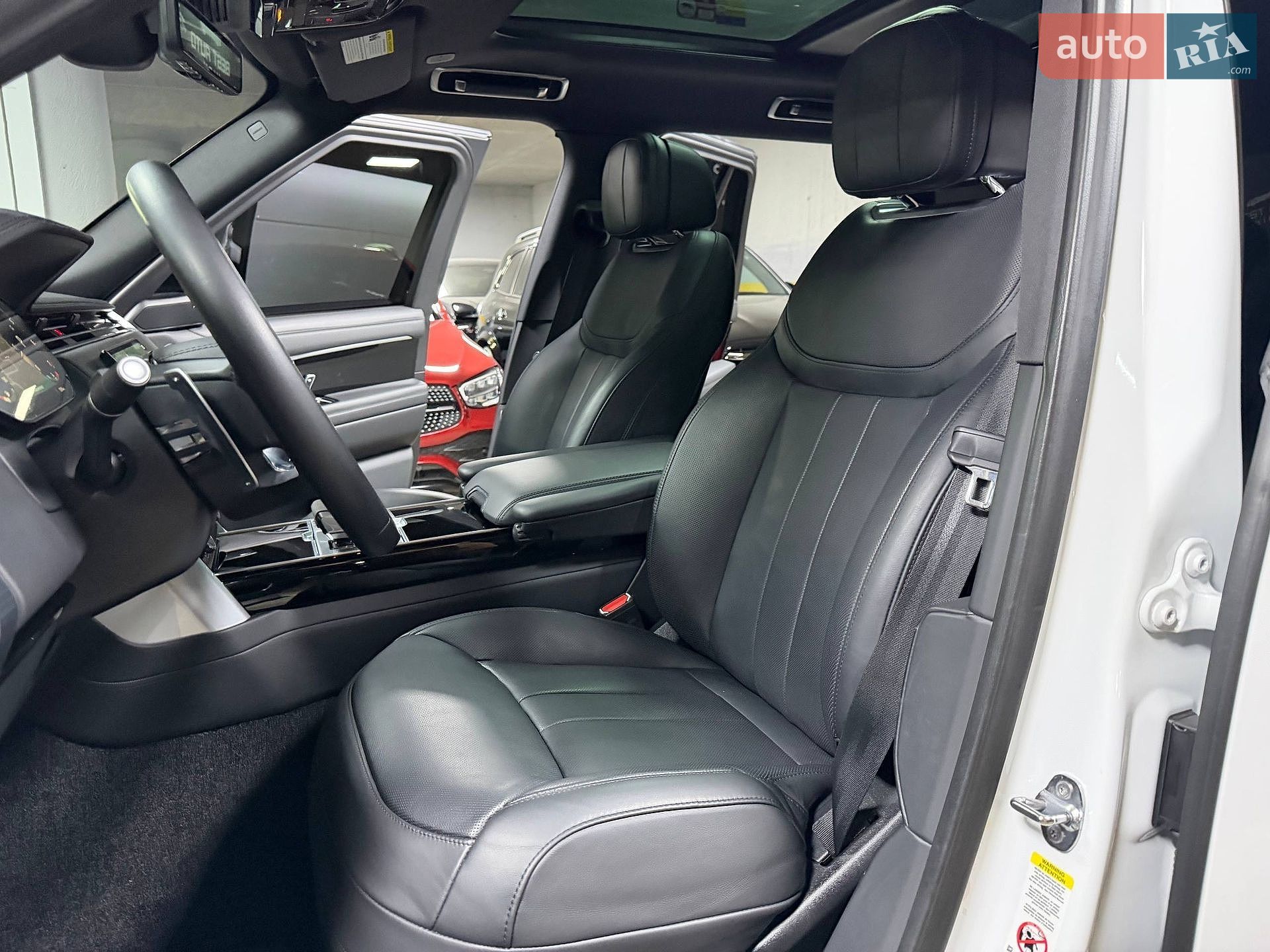 Land Rover Range Rover 2023 VIN SALKP9E73PA078154 фото оголошення 45 з 114