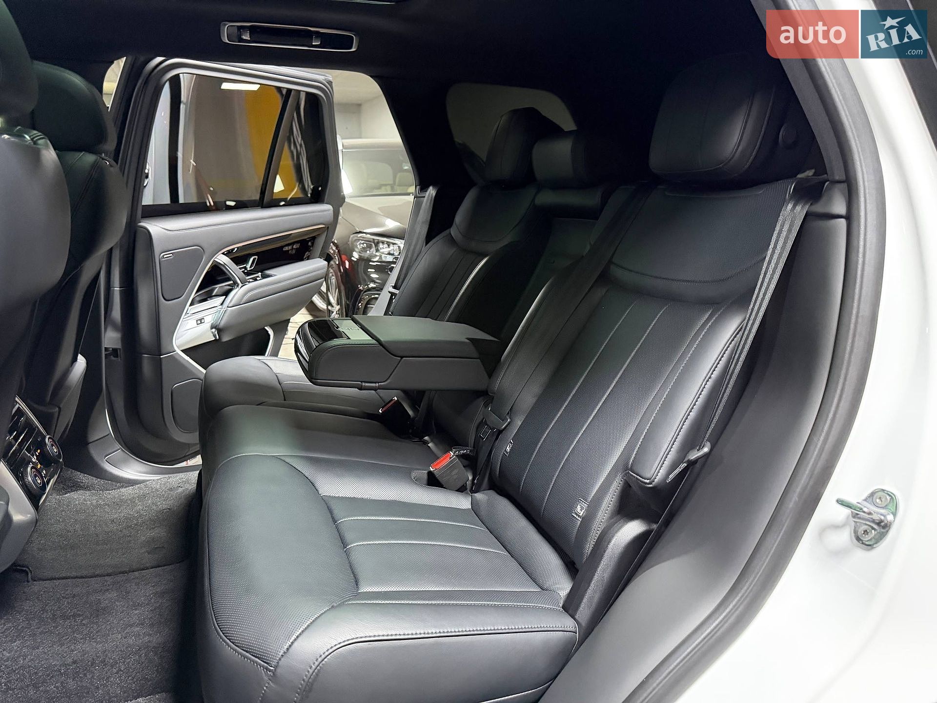 Land Rover Range Rover 2023 VIN SALKP9E73PA078154 фото оголошення 61 з 114