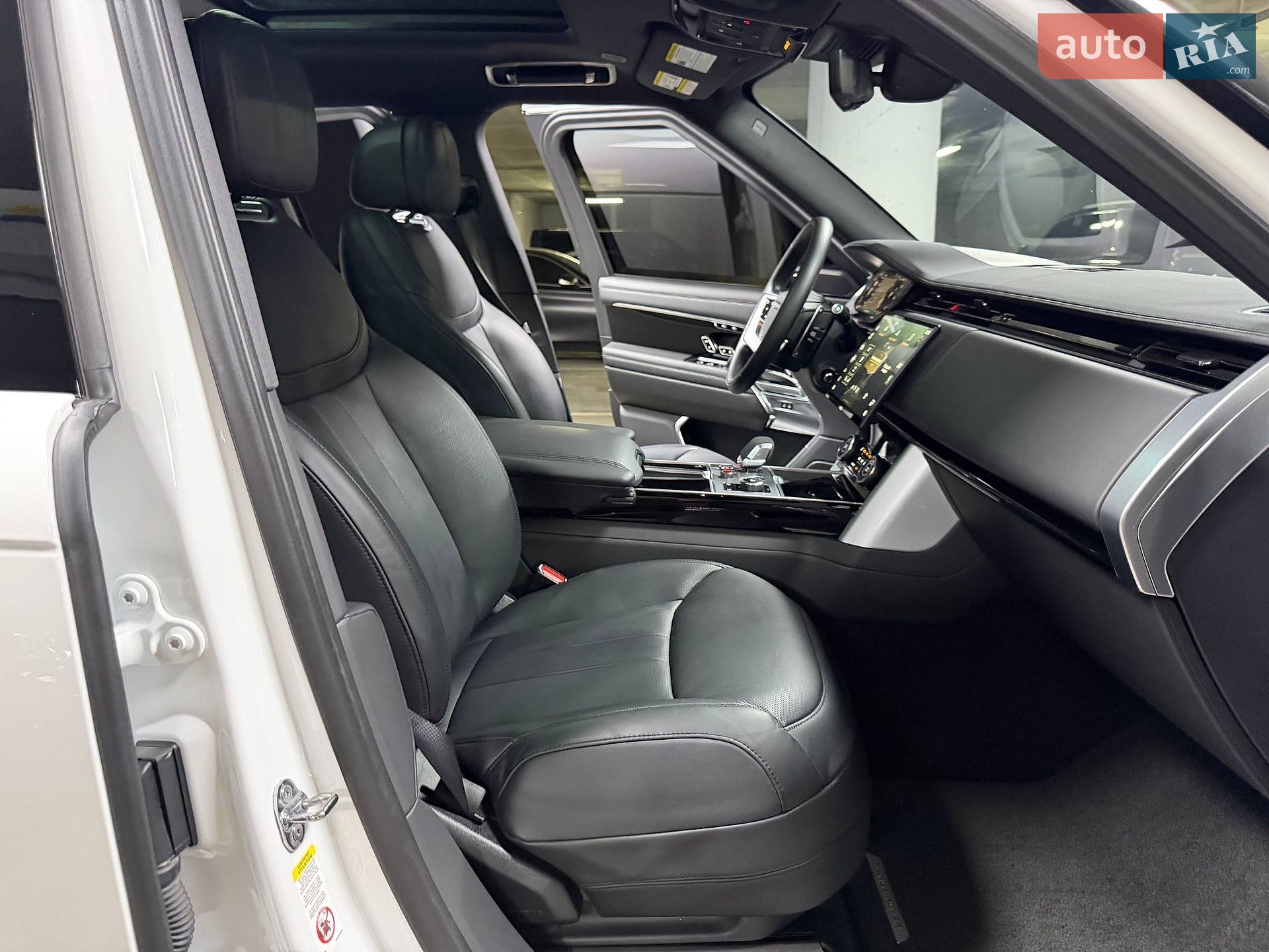 Land Rover Range Rover 2023 VIN SALKP9E73PA078154 фото оголошення 96 з 114