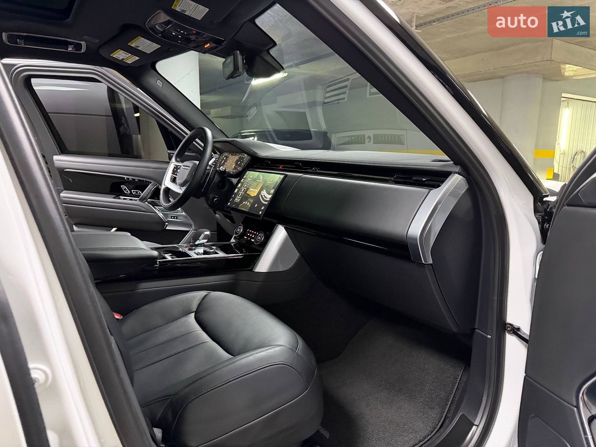 Land Rover Range Rover 2023 VIN SALKP9E73PA078154 фото оголошення 95 з 114