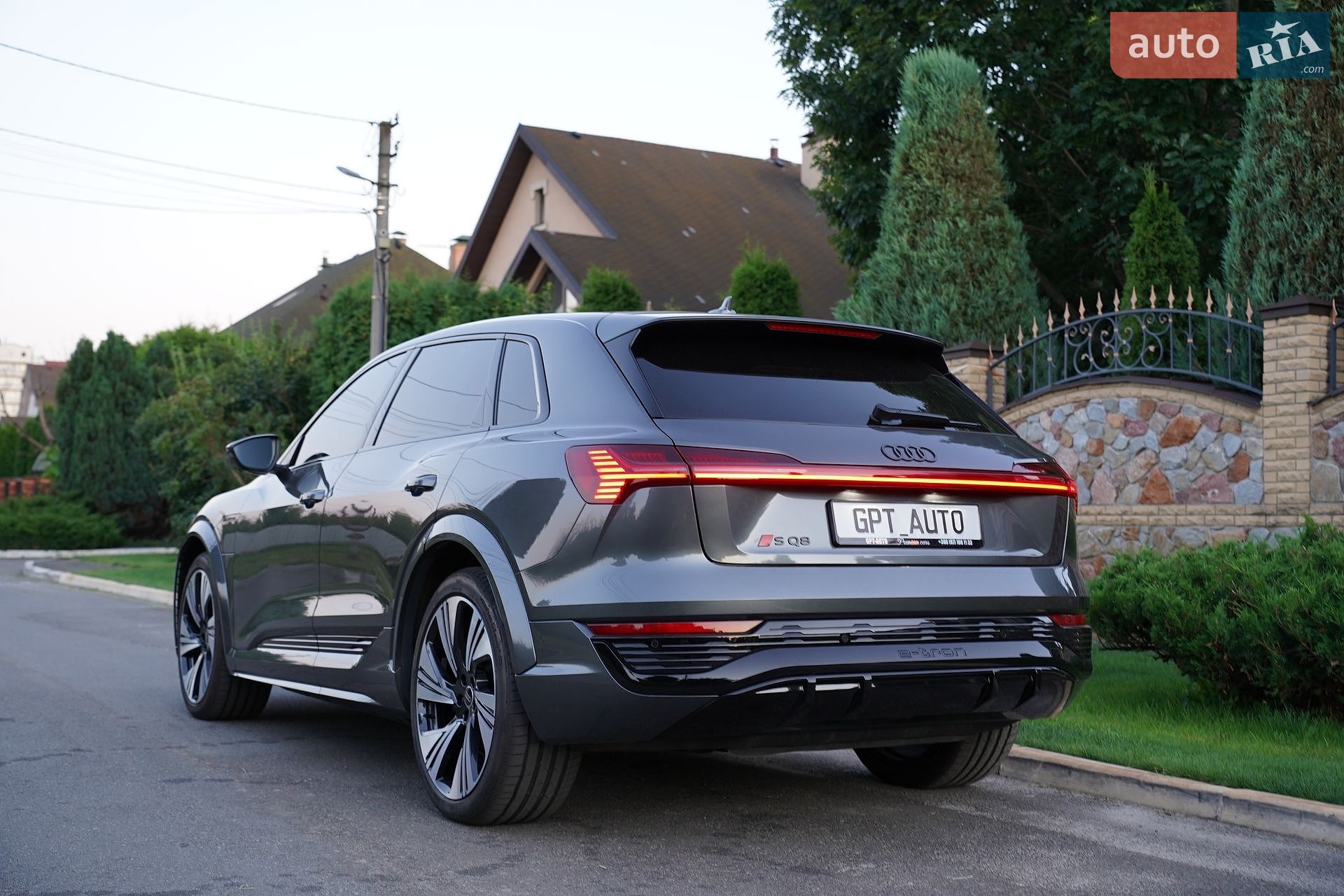 Audi SQ8 e-tron 2023 VIN WAUZZZGE7RB034437 фото оголошення 13 з 42