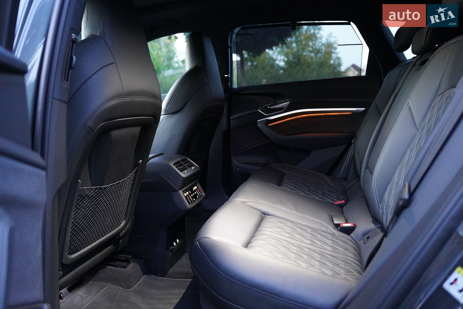 Audi SQ8 e-tron 2023 VIN WAUZZZGE7RB034437 фото оголошення 36 з 42