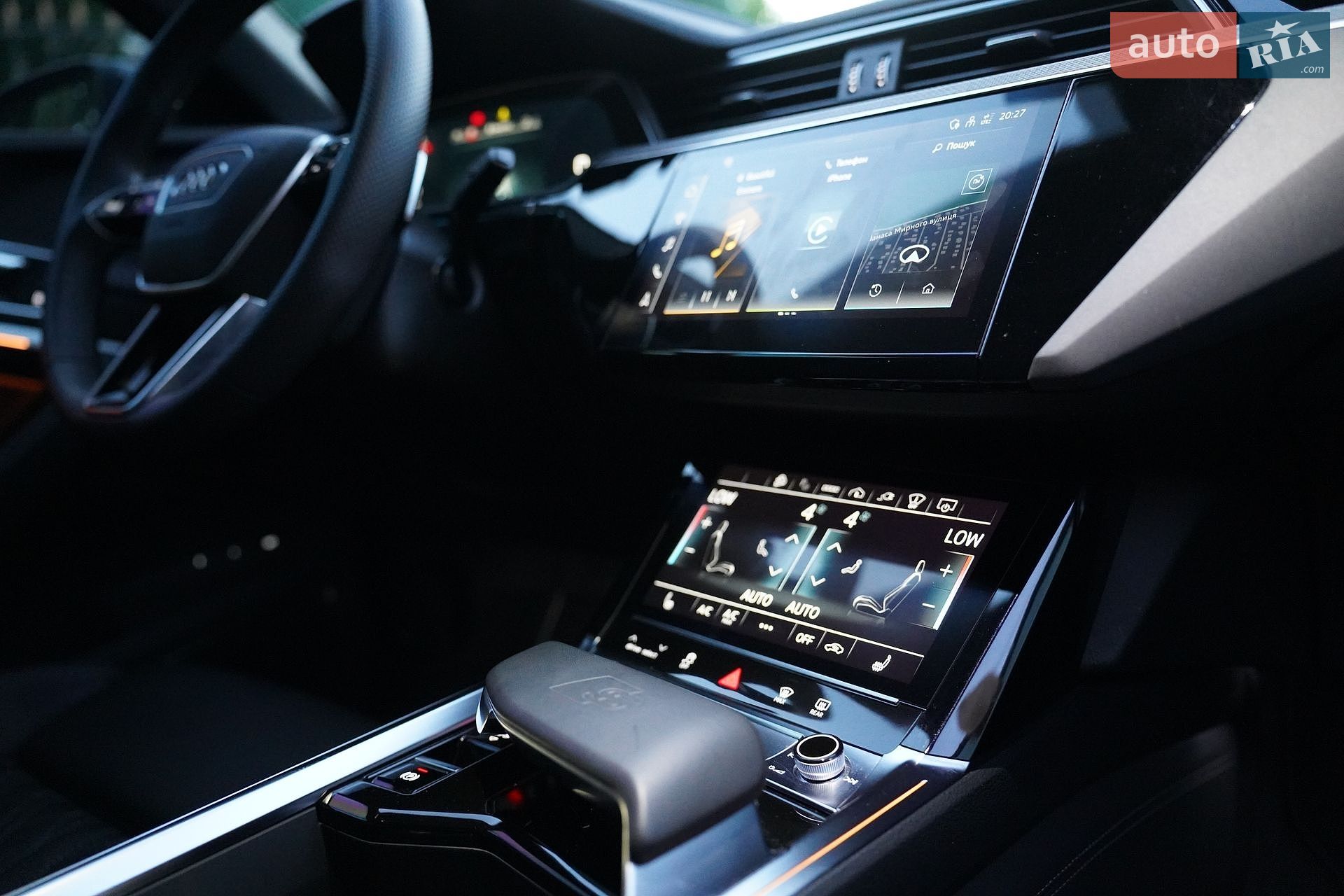 Audi SQ8 e-tron 2023 VIN WAUZZZGE7RB034437 фото оголошення 28 з 42