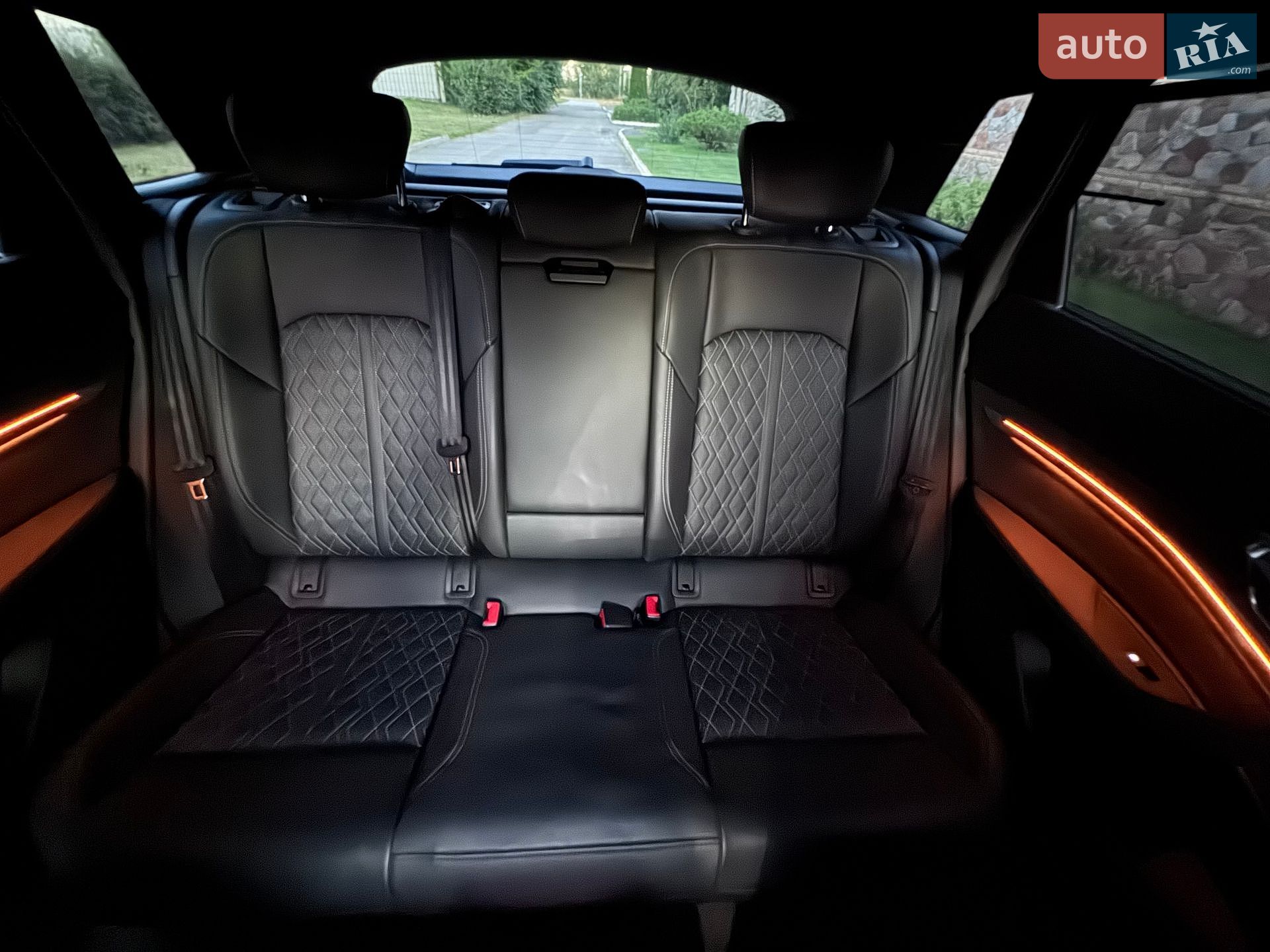 Audi SQ8 e-tron 2023 VIN WAUZZZGE7RB034437 фото оголошення 38 з 42