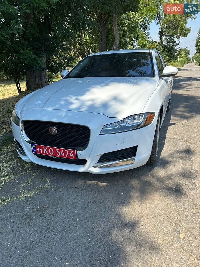 Jaguar XF 2017 VIN SAJBD4FX3JCY55561 фото оголошення 2 з 15