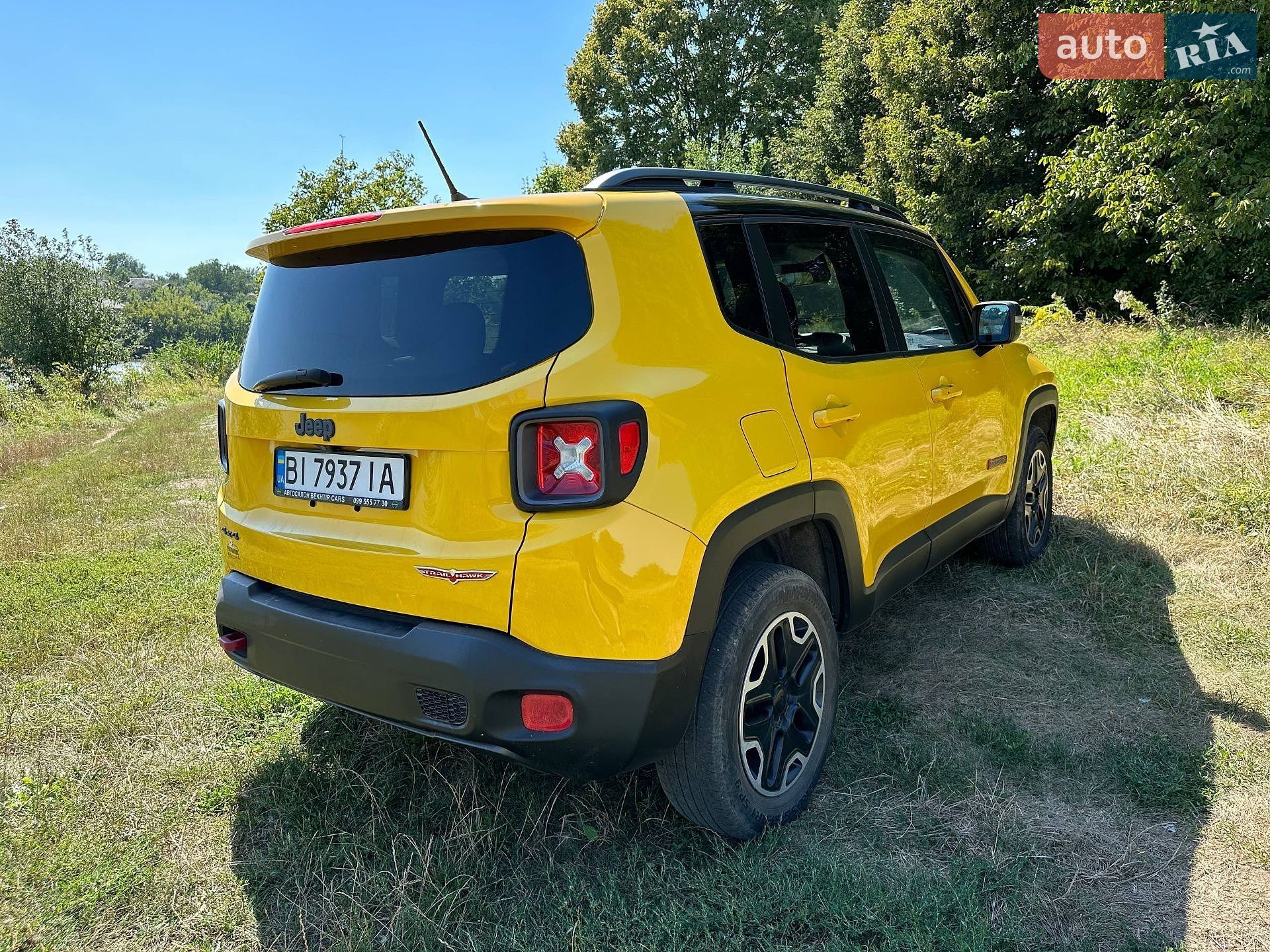 Jeep Renegade 2015 VIN ZACCJBCT0FPB60708 фото оголошення 16 з 22