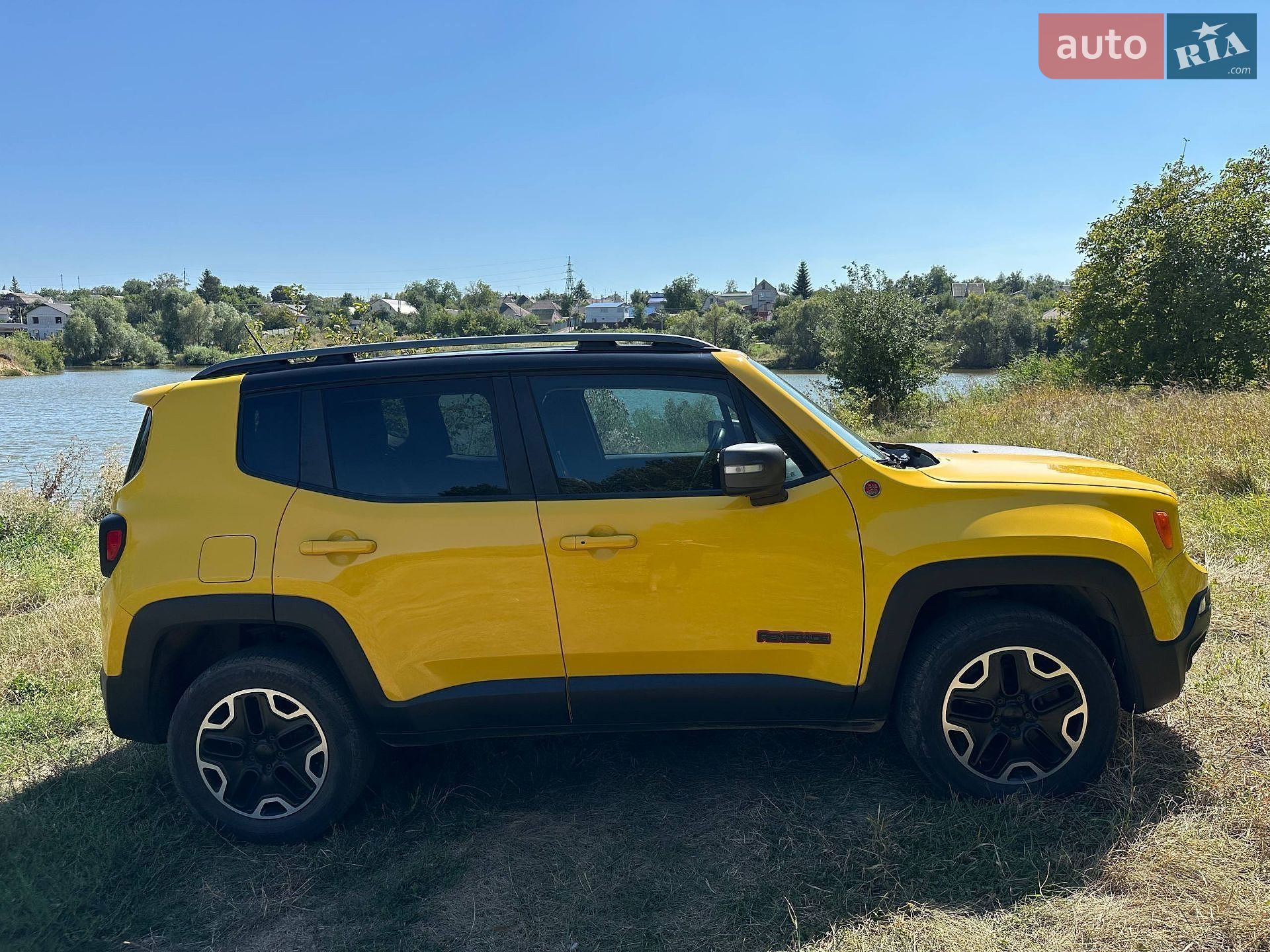 Jeep Renegade 2015 VIN ZACCJBCT0FPB60708 фото оголошення 18 з 22