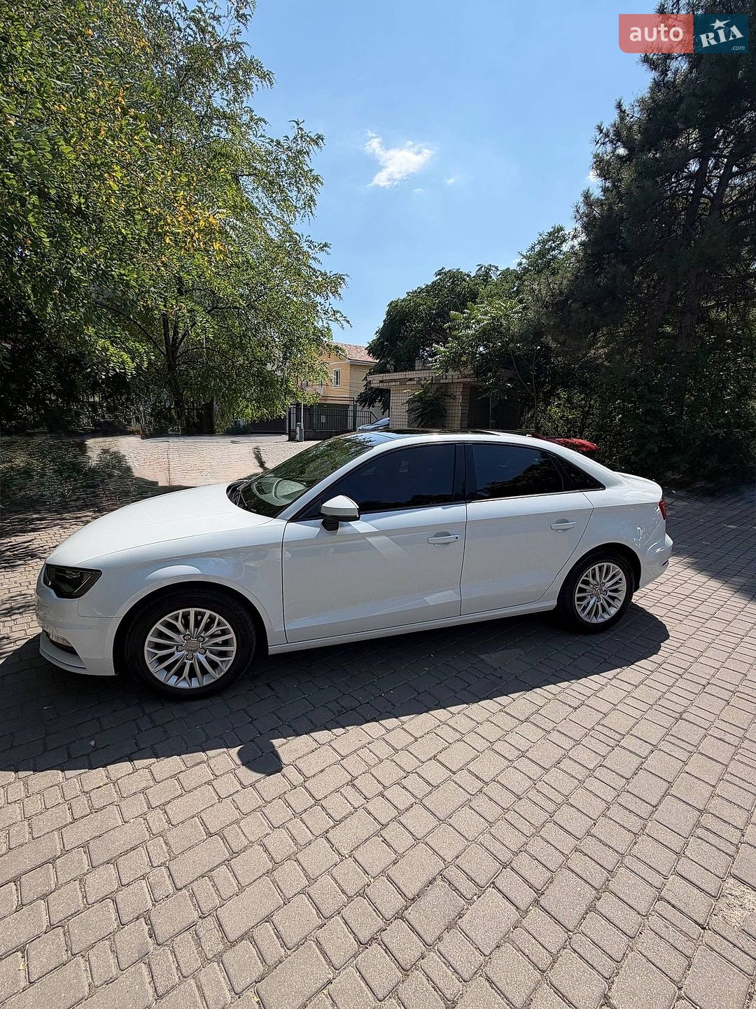 Audi A3 2016 VIN WAUZZZ8V0H1002450 фото оголошення 3 з 14