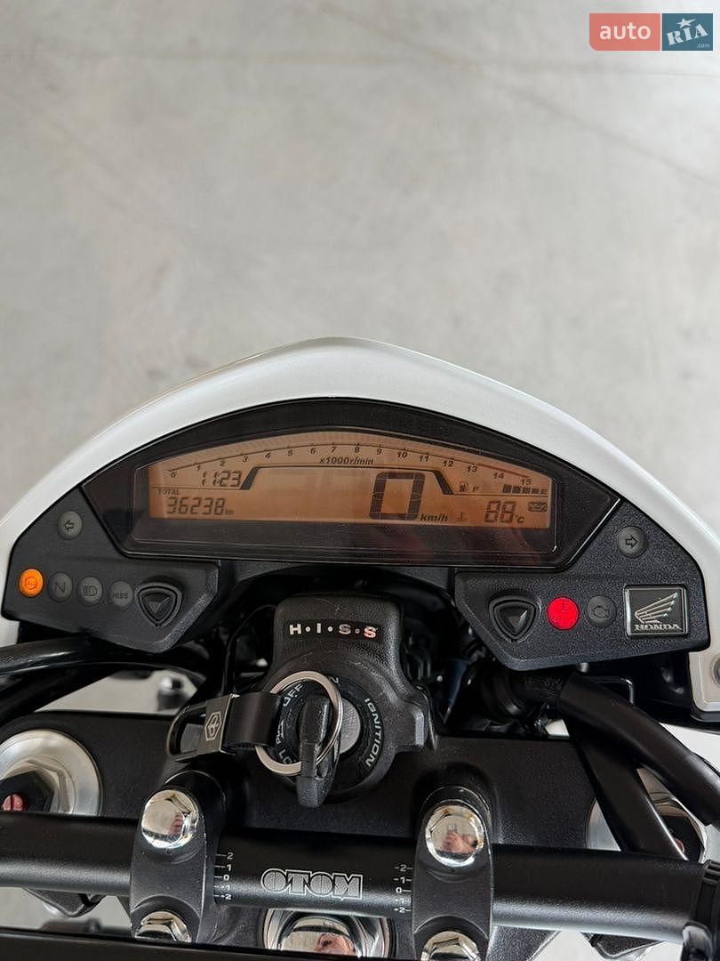 Honda CB 600F Hornet 2011 VIN ZDCPC41F0BF100034 фото оголошення 13 з 21