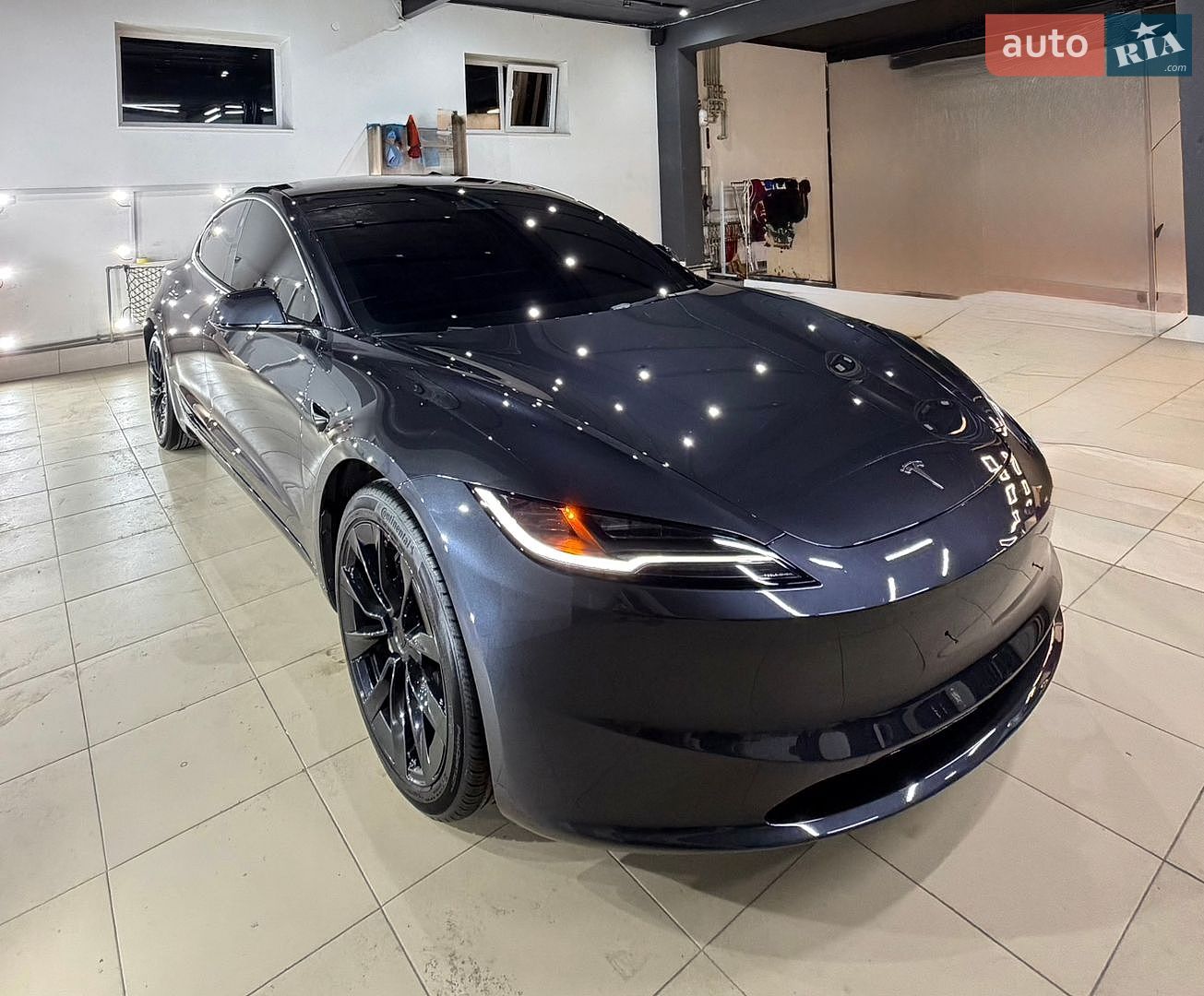 Tesla Model 3 2024 VIN 5YJ3E1EA1RF740841 фото оголошення 28 з 50