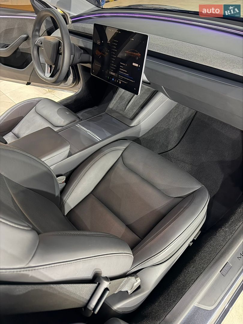 Tesla Model 3 2024 VIN 5YJ3E1EA1RF740841 фото оголошення 40 з 50