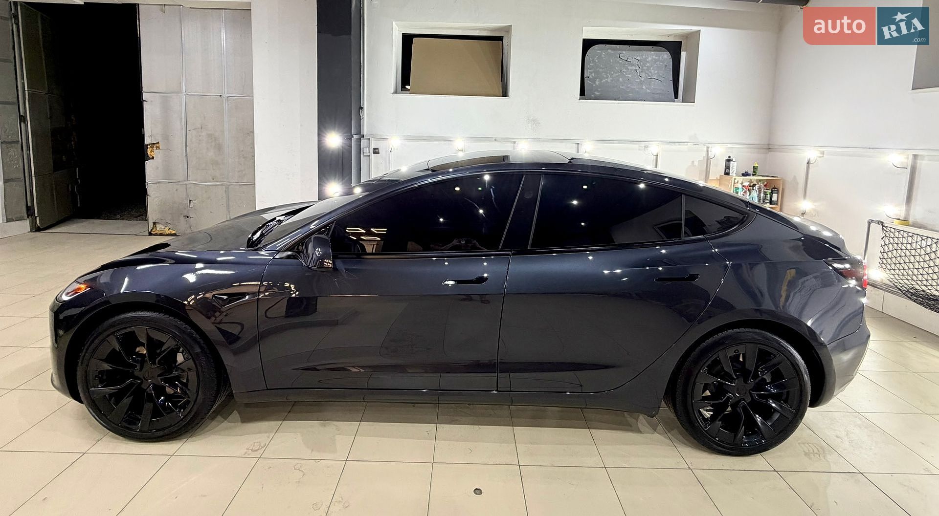 Tesla Model 3 2024 VIN 5YJ3E1EA1RF740841 фото оголошення 33 з 50