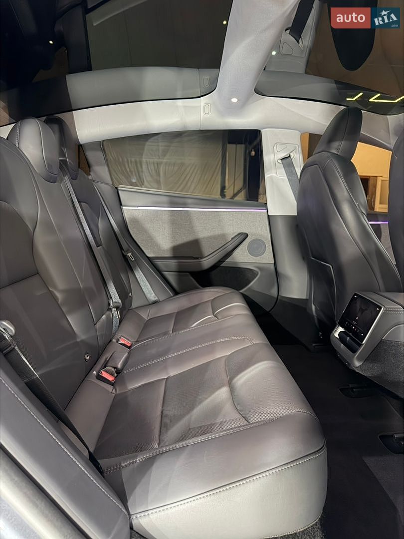 Tesla Model 3 2024 VIN 5YJ3E1EA1RF740841 фото оголошення 49 з 50