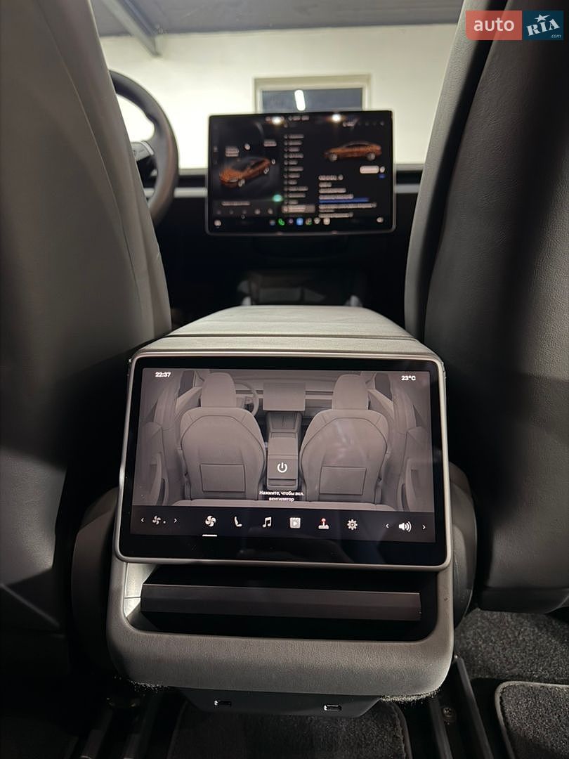 Tesla Model 3 2024 VIN 5YJ3E1EA1RF740841 фото оголошення 48 з 50