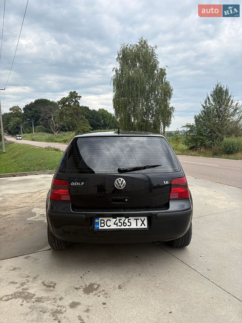 Volkswagen Golf 2000 VIN WVWZZZ1JZ1U125064 фото оголошення 2 з 22