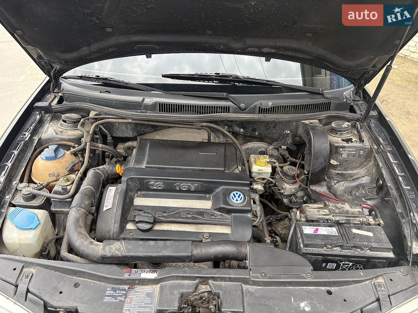 Volkswagen Golf 2000 VIN WVWZZZ1JZ1U125064 фото оголошення 18 з 22