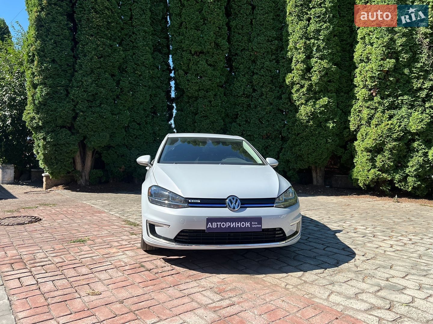 Volkswagen e-Golf 2017 VIN WVWKR7AU5HW953594 фото оголошення 2 з 24