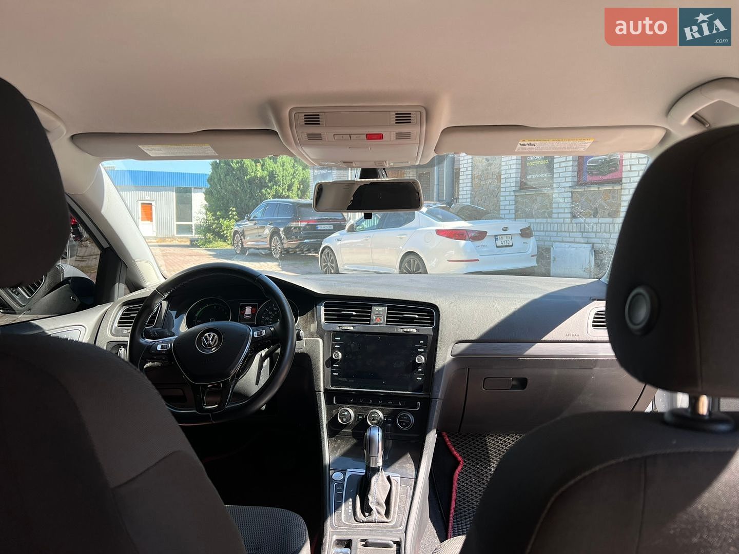 Volkswagen e-Golf 2017 VIN WVWKR7AU5HW953594 фото оголошення 23 з 24