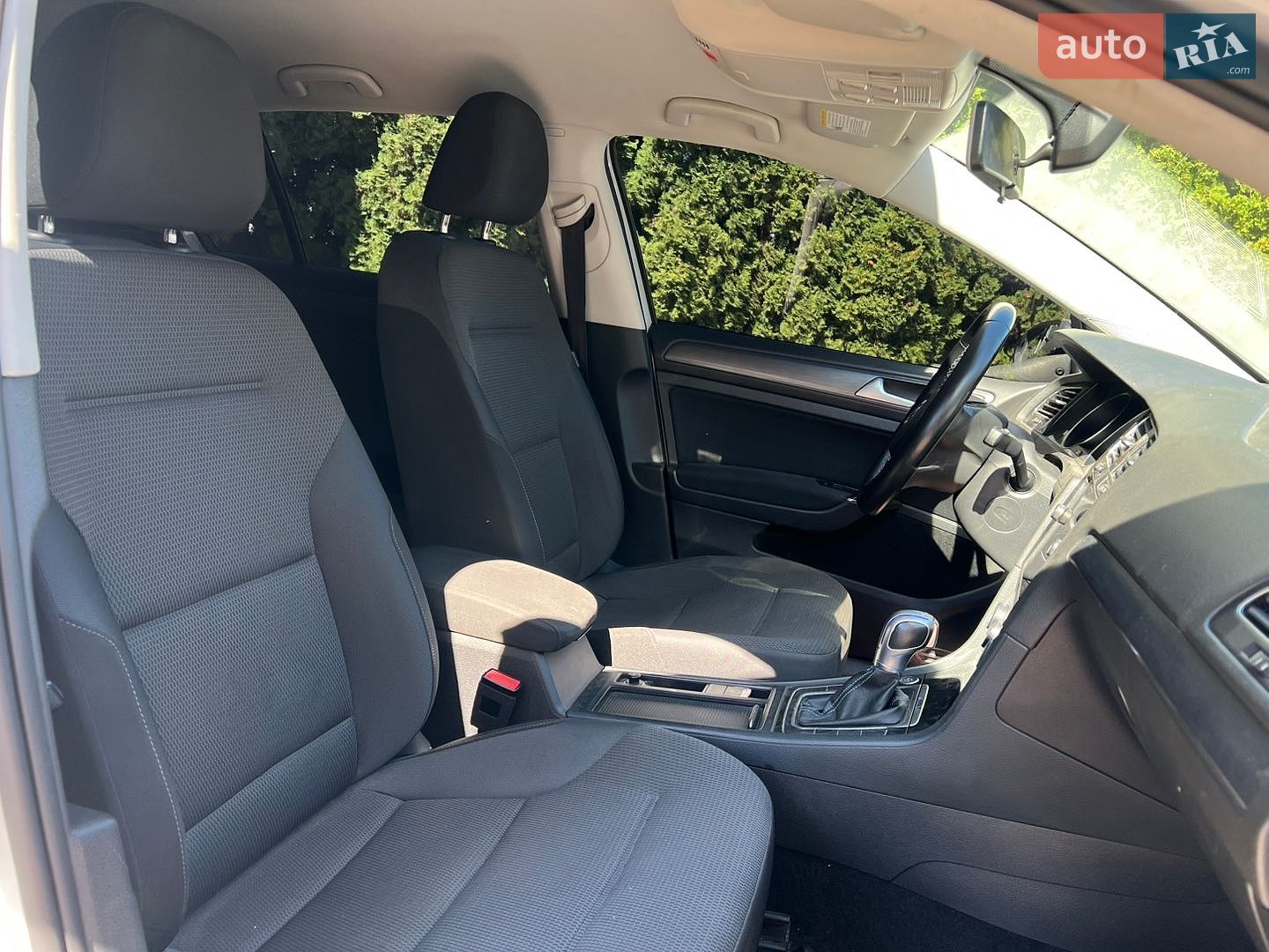 Volkswagen e-Golf 2017 VIN WVWKR7AU5HW953594 фото оголошення 21 з 24