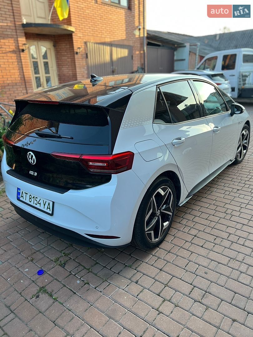 Volkswagen ID.3 2020 VIN WVWZZZE1ZLP005107 фото оголошення 3 з 16