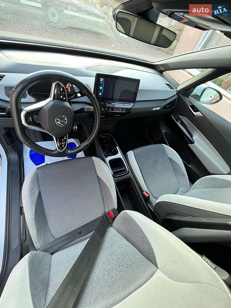 Volkswagen ID.3 2020 VIN WVWZZZE1ZLP005107 фото оголошення 6 з 16