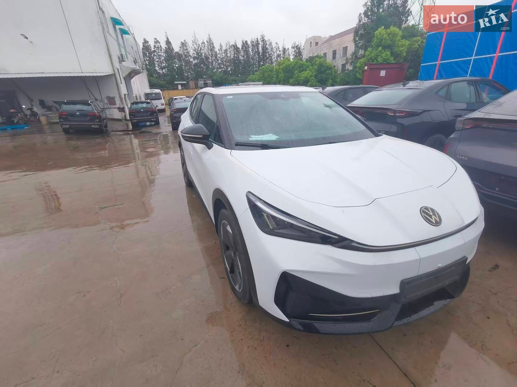 Volkswagen ID. UNYX 2024 VIN HVWJA1ER7R1200268 фото оголошення 4 з 19