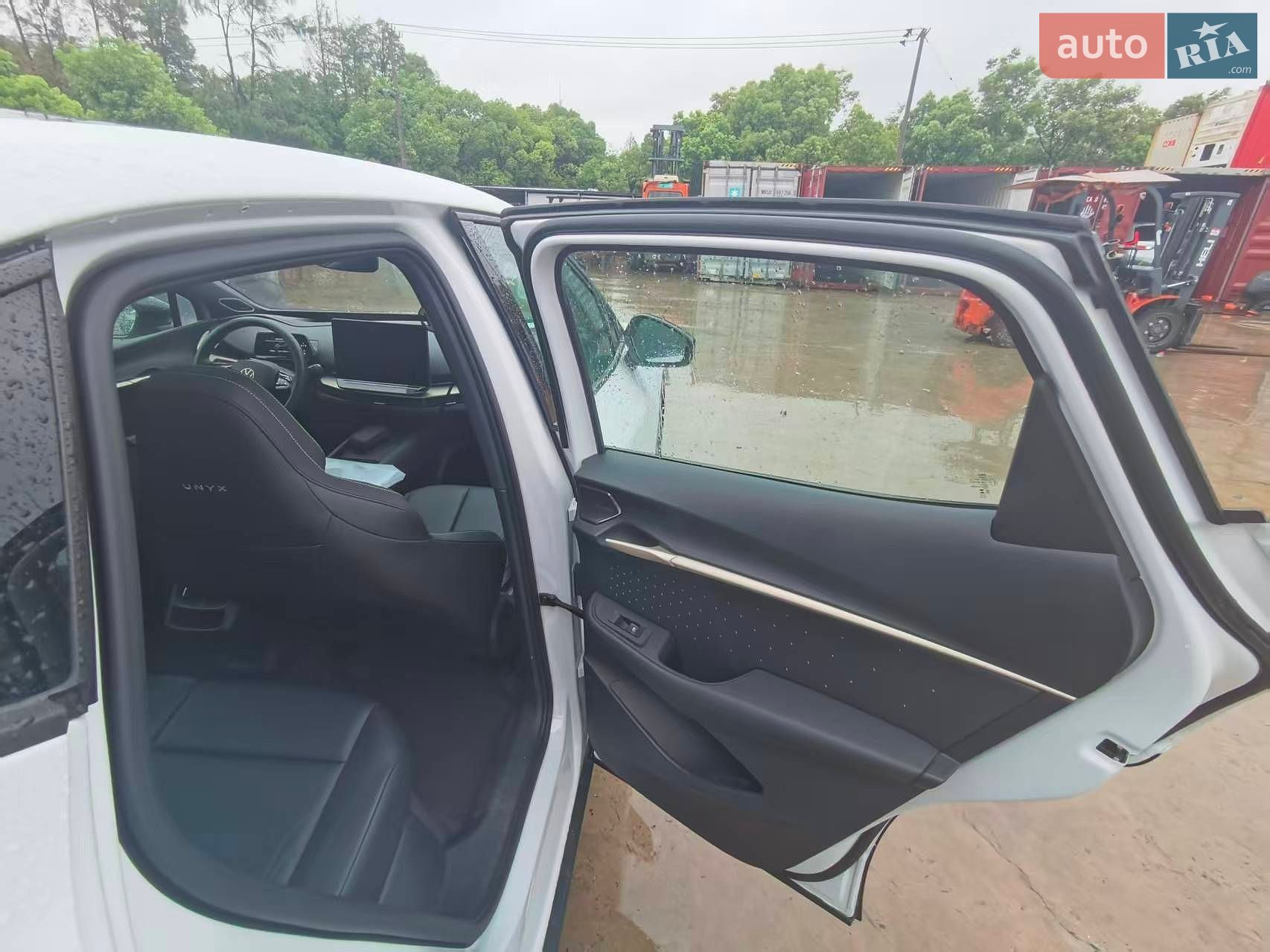 Volkswagen ID. UNYX 2024 VIN HVWJA1ER7R1200268 фото оголошення 16 з 19