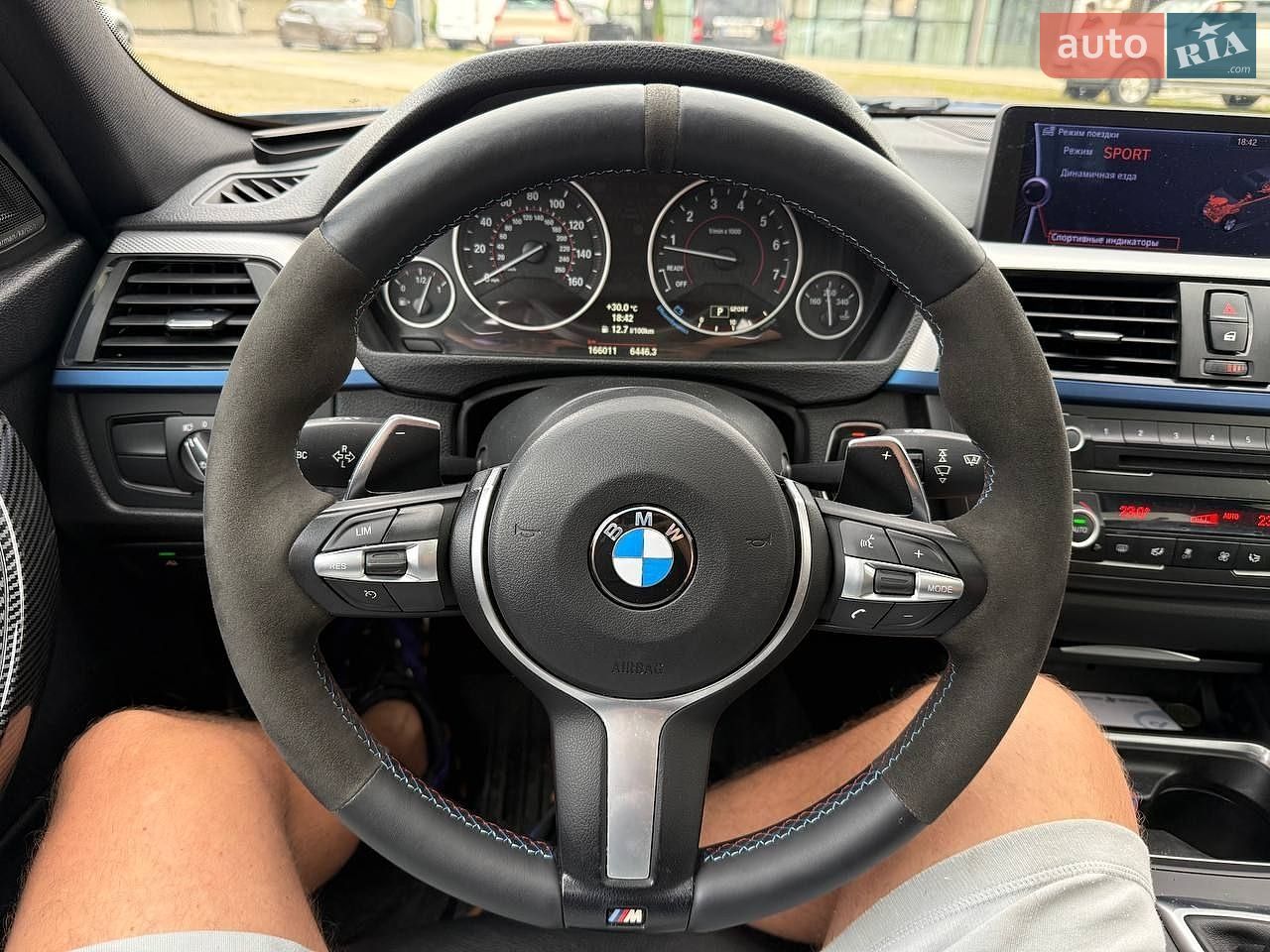 BMW 3 Series 2012 VIN WBA3B9G55DNP39318 фото оголошення 4 з 11