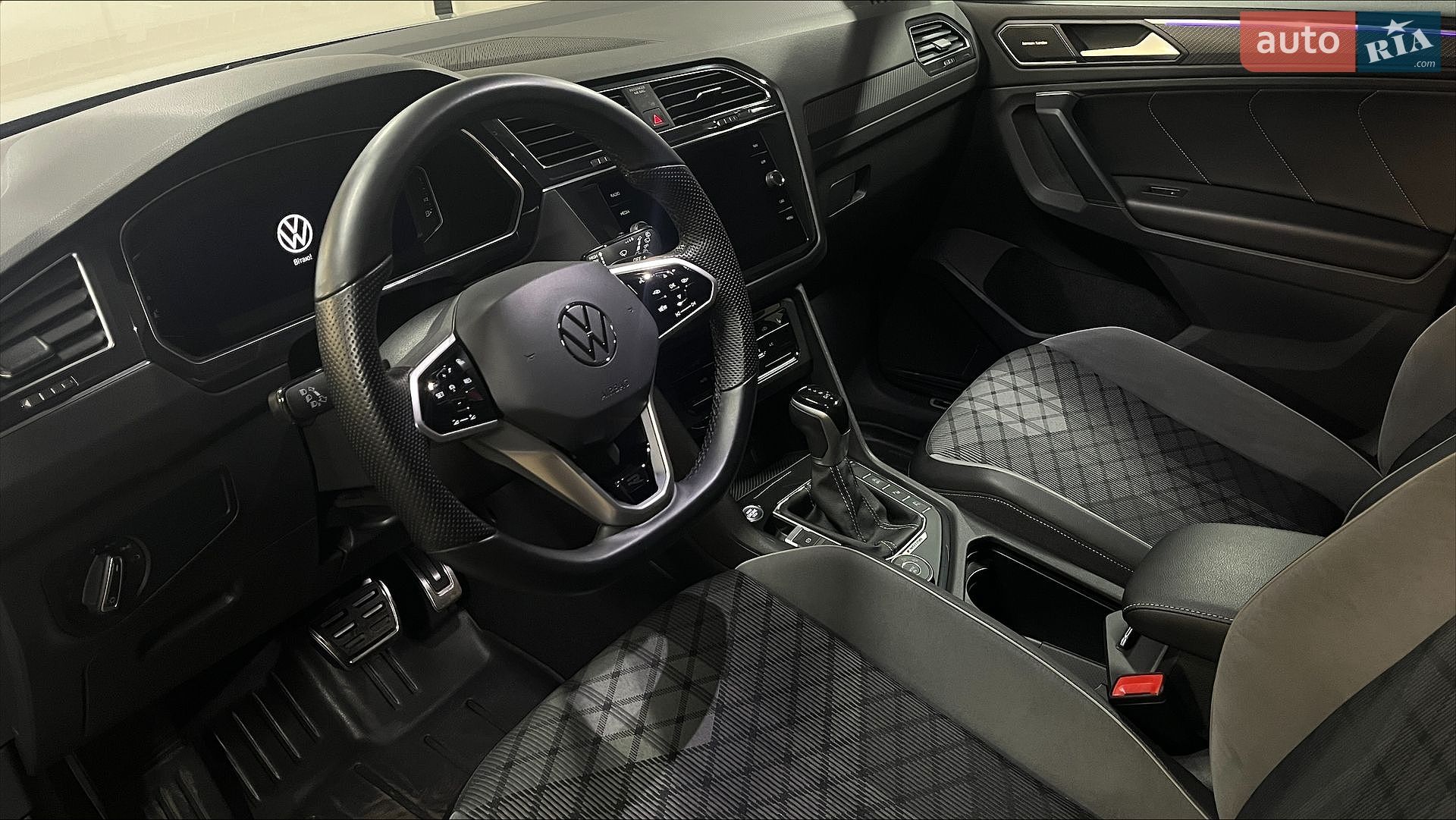 Volkswagen Tiguan 2022 VIN WVGZZZ5NZNW522406 фото оголошення 11 з 16